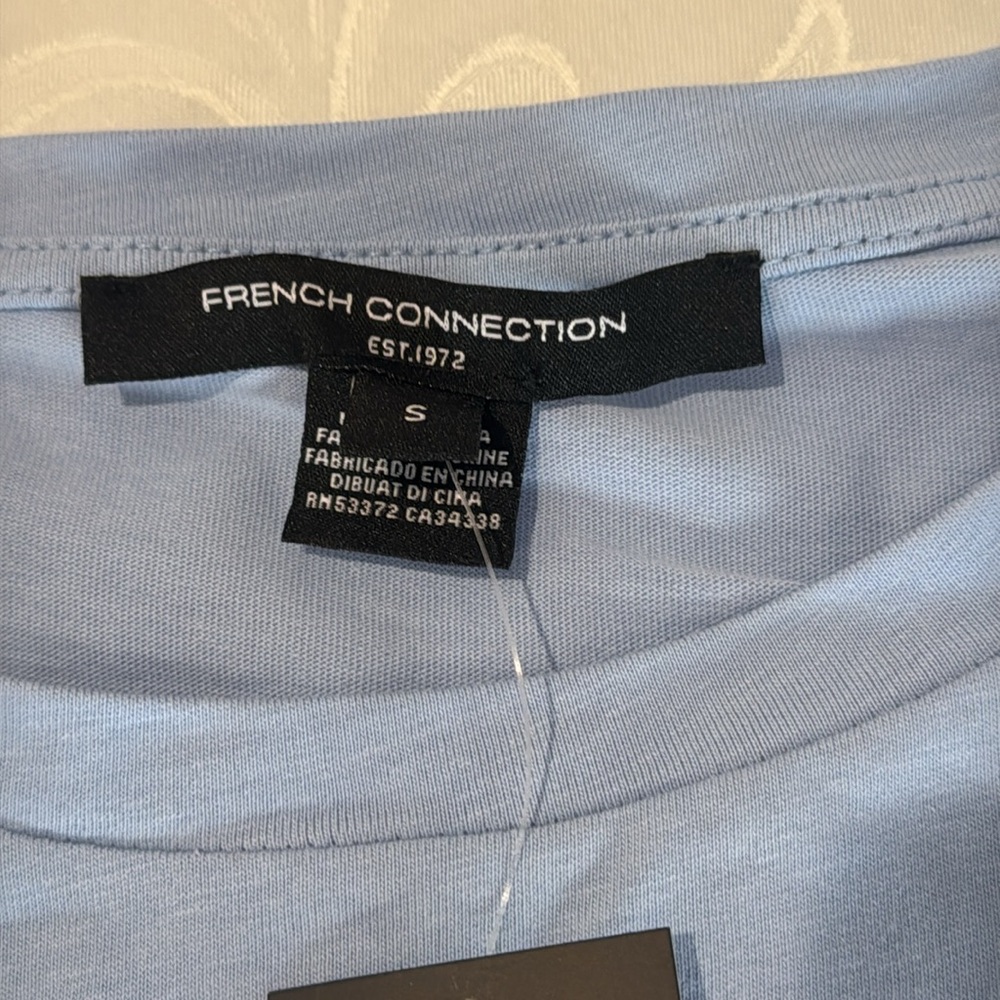 French Connection Boxy Long Sleeve Tee. Size S - Picture 6 of 13